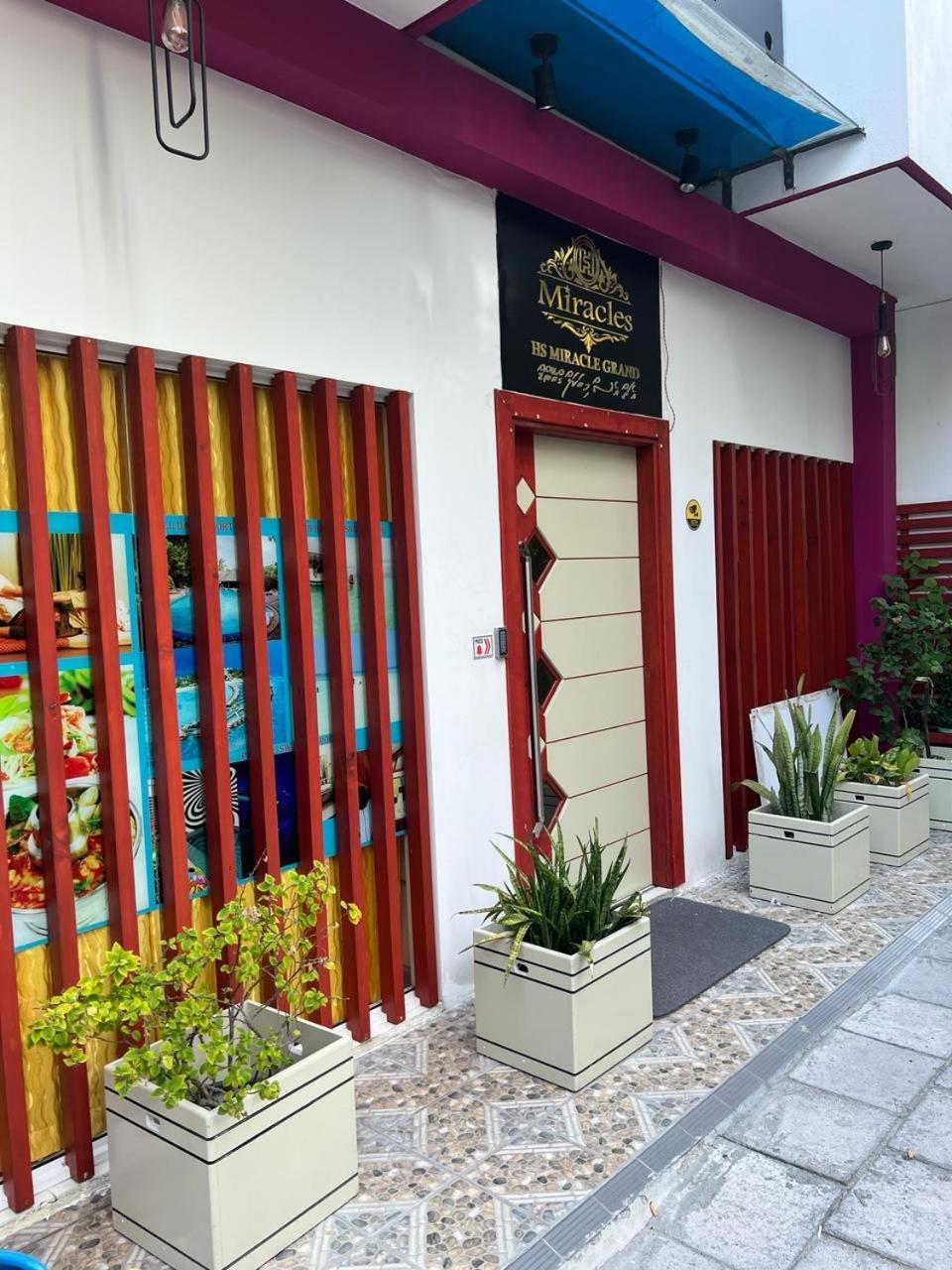 Hs Miracle Grand Hotel Hulhumalé Eksteriør billede