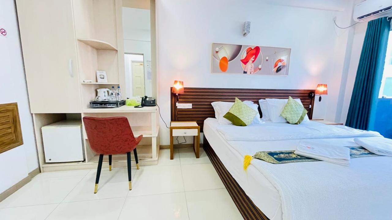 Hs Miracle Grand Hotel Hulhumalé Eksteriør billede