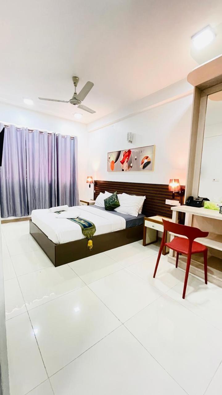 Hs Miracle Grand Hotel Hulhumalé Eksteriør billede